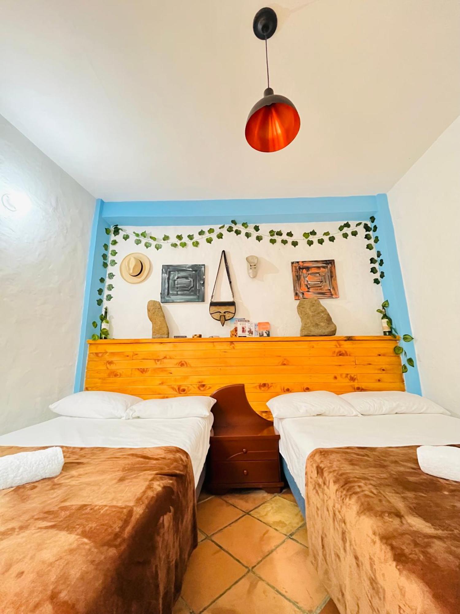 Casa De Las Rocas Hostel Jardin Exterior photo