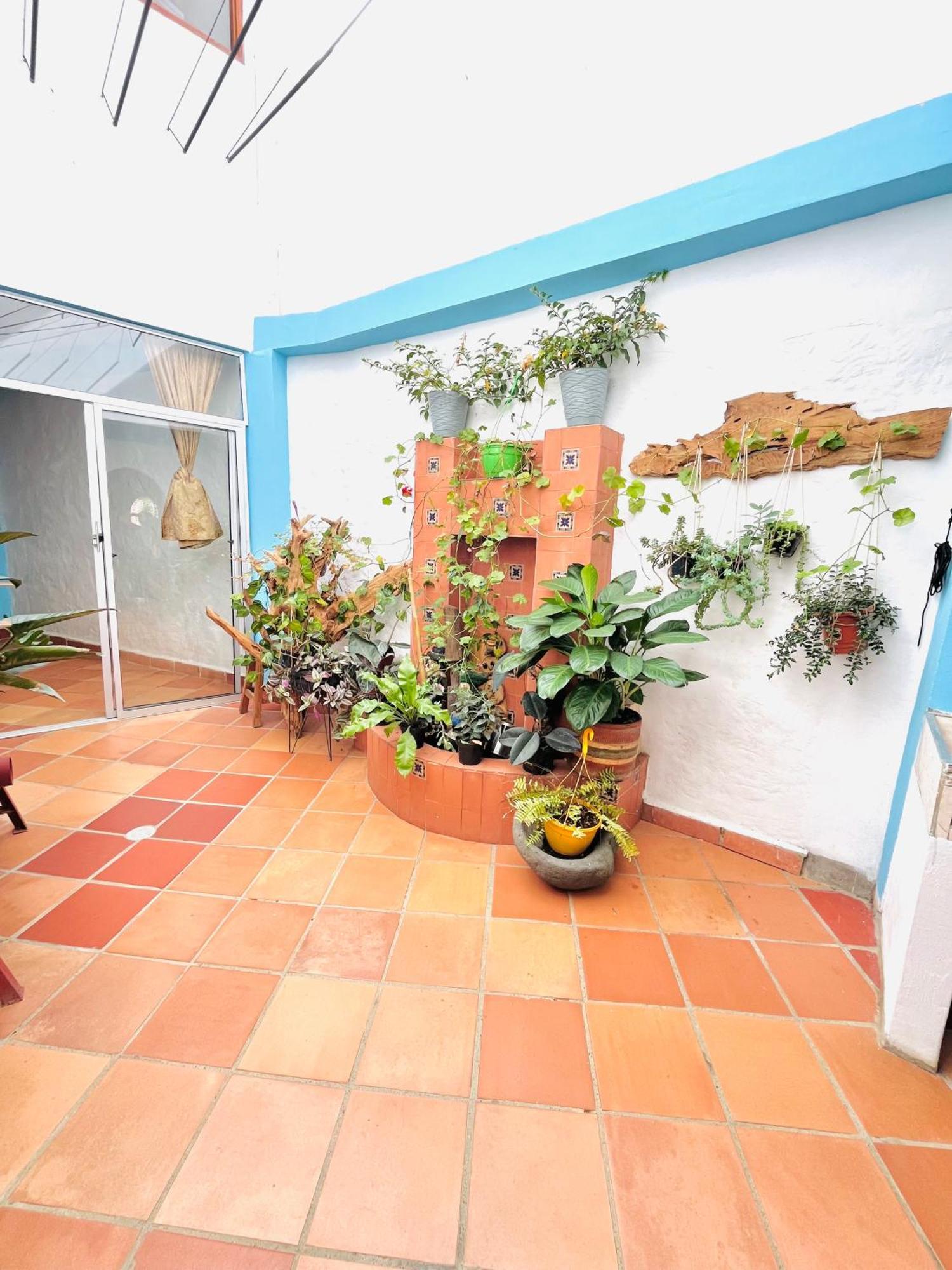 Casa De Las Rocas Hostel Jardin Exterior photo