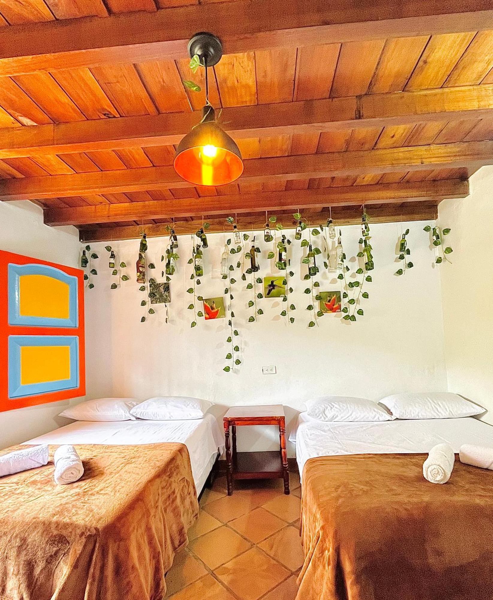 Casa De Las Rocas Hostel Jardin Exterior photo